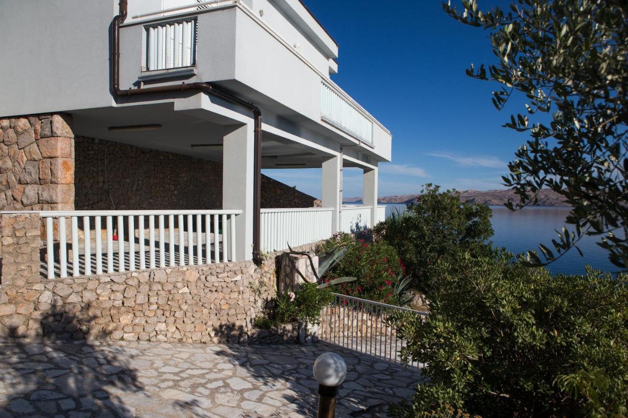 Resort Haus Toma Cesarica Exteriör bild