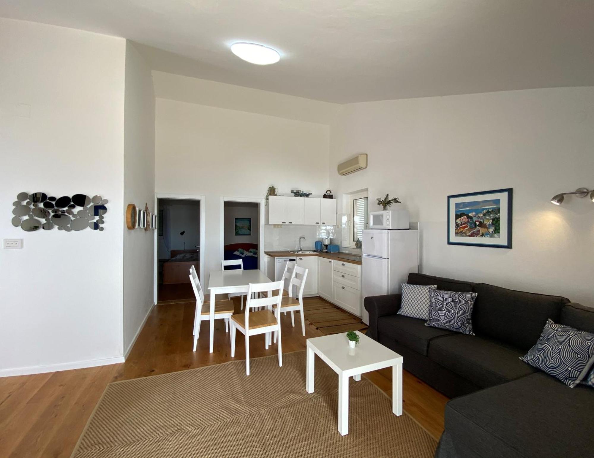 Resort Haus Toma Cesarica Rum bild