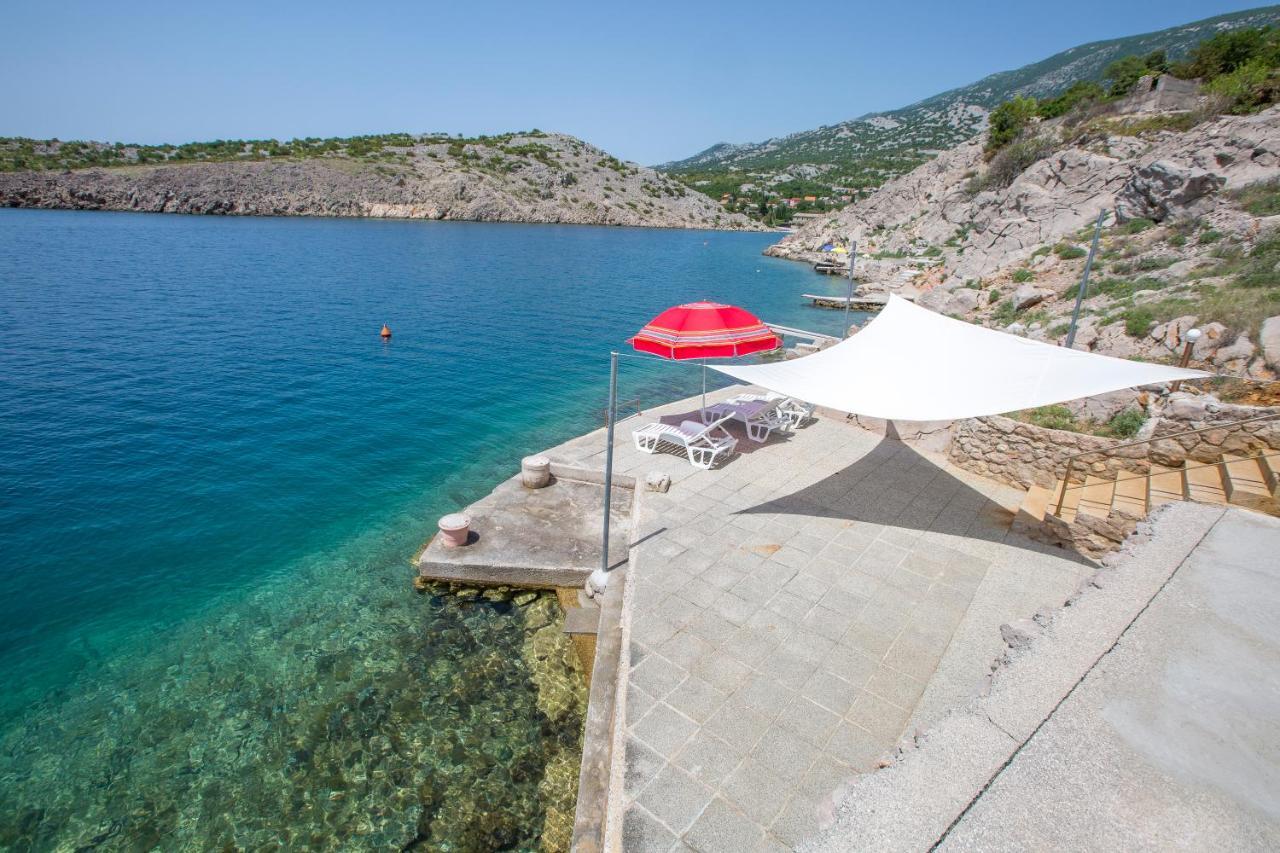 Resort Haus Toma Cesarica Exteriör bild